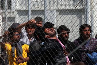 Απεγκλωβισμός των προσφύγων τώρα