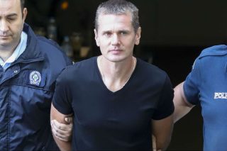 Τον εκδίδουν… και στη Ρωσία!
