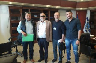 Μείωση τζίρου των ιχθυοπωλών λόγω πετρελαιοκηλίδας