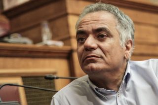 «Η απειλή για τον ΣΥΡΙΖΑ δεν είναι η δυναμική της Ν.Δ. αλλά η αποχή»