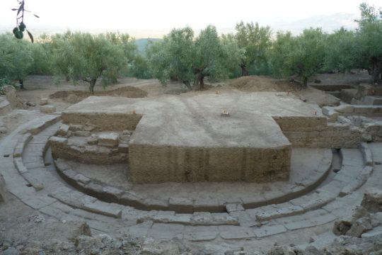 Στο φως σημαντικό τμήμα του θεάτρου της αρχαίας Θουρίας