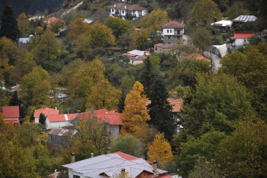 Άστατος καιρός το τριήμερο