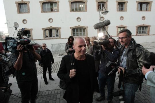Η 7η τέχνη καλεί Βαρουφάκη