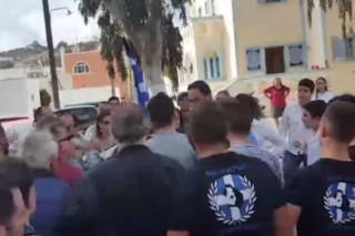 Σκοτεινές κηλίδες σε μια ξεχωριστή γιορτή