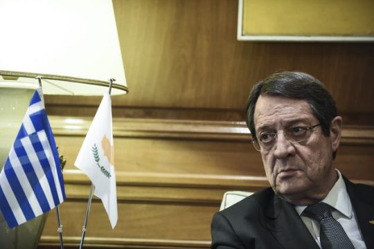 «Είμαι έτοιμος για λύση»