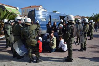 Η διαμαρτυρία στη Μυτιλήνη… μύρισε φασισμό