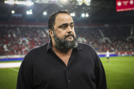 Θεαματική έξοδος με… στροφή 180°