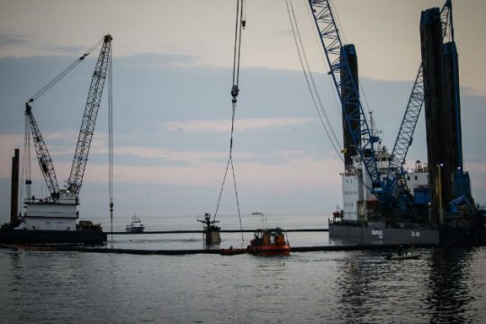 Συνεχίζεται ομαλά η ανέλκυση του «Αγία Ζώνη ΙΙ»
