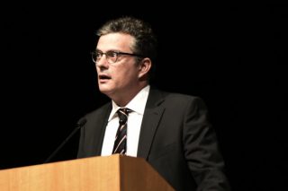 Στο σκοτάδι παραμένει ο Συνήγορος του Πολίτη