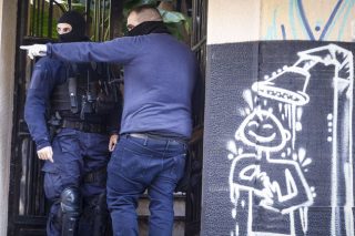 Εκκένωση κατάληψης με… μικρό στρατό