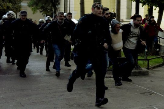 Παραιτήθηκε ο συνήγορος του δολοφόνου της Δώρας