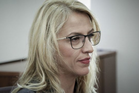 Η απάντηση άργησε τρία χρόνια
