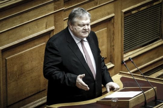 Ο Βενιζέλος «καλωσόρισε» την κυβέρνηση στην πολιτική της συγκυβέρνησης Σαμαρά-Βενιζέλου!