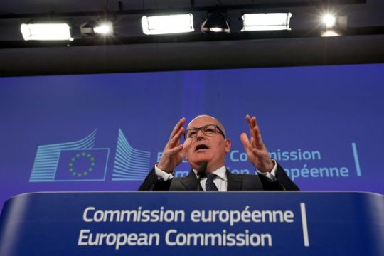 Απάντηση στις αιτιάσεις Τίμερμανς για ανεπαρκή αξιοποίηση των ευρωπαϊκών κονδυλίων