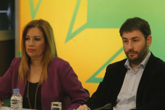 «Κλείδωσε» η τηλεμαχία για την Παρασκευή