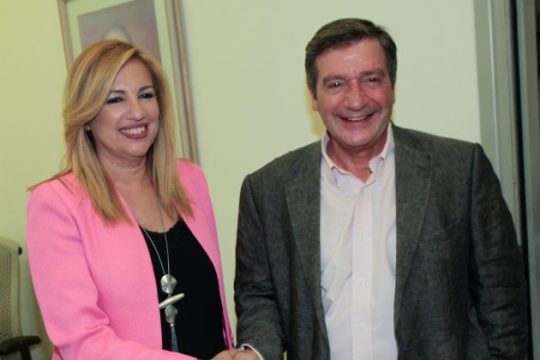 Αναζητώντας συμμαχίες για τον β’ γύρο