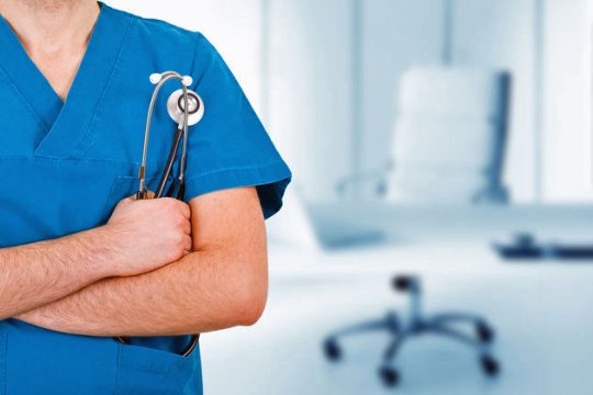 Πλαστές συνταγογραφήσεις από γιατρούς στην Κρήτη