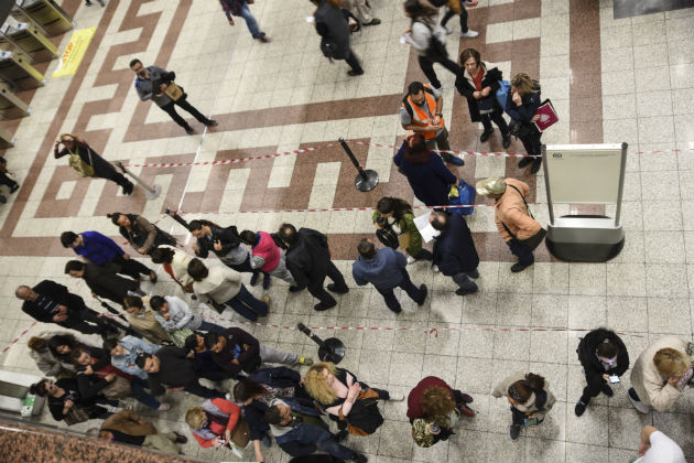 «Βιασύνη και κακός σχεδιασμός» για το ηλεκτρονικό εισιτήριο