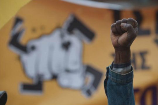 Οργανωμένη ρατσιστική επίθεση σε Αφγανό πρόσφυγα