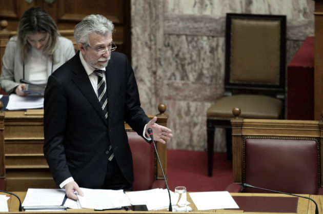 Τετ-α-τετ Κοντονή με Μώραλη για τα δικαστήρια Πειραιά