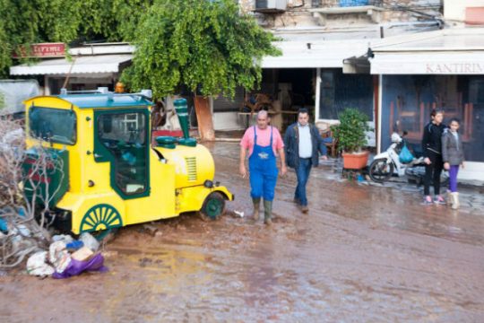 Πρωτοβουλίες για τους πληγέντες της Σύμης