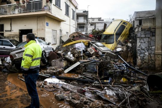 Συνδρομή στις πληγείσες από την κακοκαιρία περιοχές της Αττικής