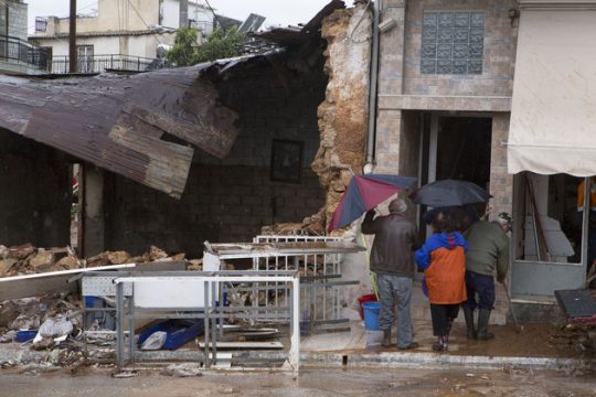 Η φτωχολογιά της Μάνδρας κρατά το κεφάλι ψηλά