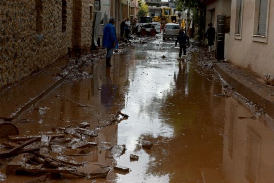Είκοσι οι νεκροί από τις φονικές πλημμύρες
