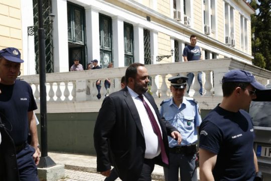 Εκθετοι οι δικαστές που καθυστέρησαν το βούλευμα για τους «στημένους αγώνες»