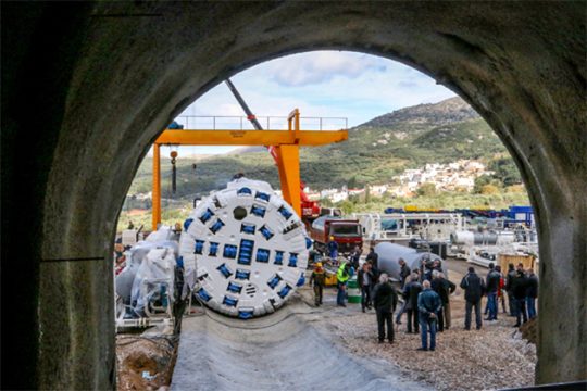Άνοιξε η σήραγγα του φράγματος Αποσελέμη