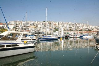 5.700.000 ευρώ για έργα ανάπλασης του Μικρολίμανου