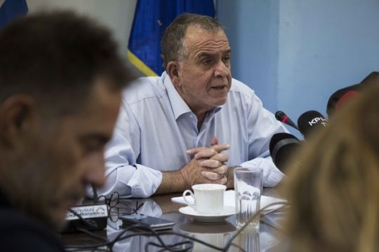 Επί δύο ώρες δεν σήκωσε το γάντι…