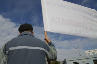 Οι ναυτεργάτες κατά των πολεμικών συγκρούσεων στη Μέση Ανατολή