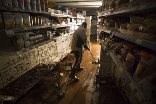 «Πνιγήκαμε χωρίς να βρέχει» (κάτοικος)