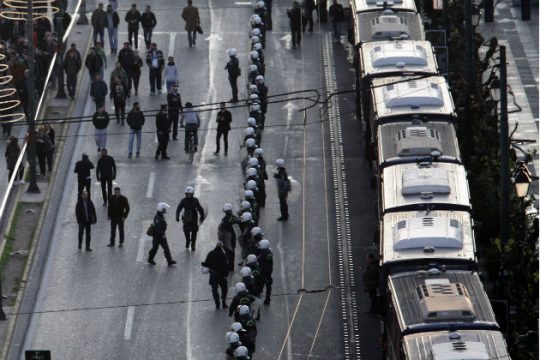 «Να αποδεσμευτούν οι αστυνομικοί από τα μέτρα για το Πολυτεχνείο για να σταθούν στο πλευρό των κατοίκων»