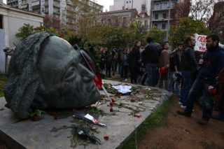 «Το Πολυτεχνείο ανήκει σε όλο τον λαό»
