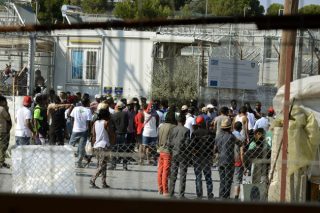 «Στην ενδοχώρα η λύση»