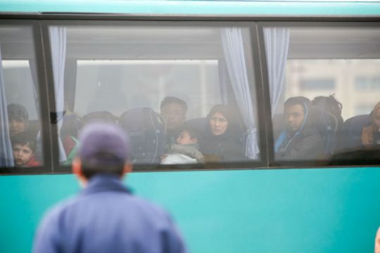 Στον Πειραιά πρόσφυγες από τη Μυτιλήνη