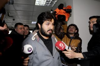 Κατονόμασε δύο υπουργούς