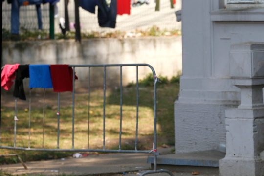 Τον έκρυψαν στο Κοινοβούλιο για να μην απελαθεί