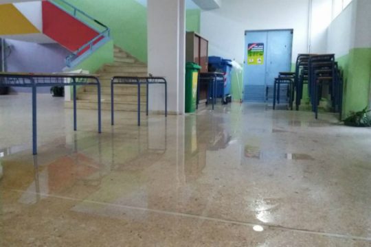 «Εμπόδιο στην μόρφωση των παιδιών μας η λογική του κόστους»