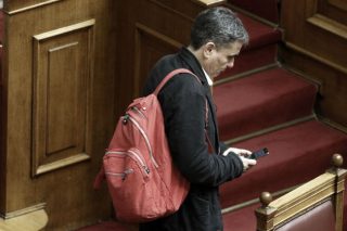 «Θυσία» υπέρ πλεονάσματος