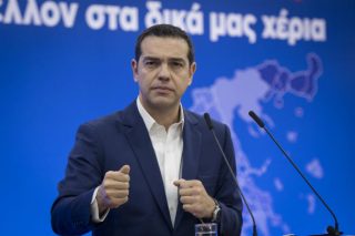 Ξεσπάθωσε κατά των «μηδενιστών» της αντιπολίτευσης