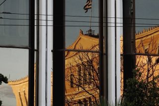 Κυβέρνηση και συρρίκνωση της πολιτικής