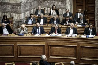 Βιομηχανίες κατασκευής και εμπορίας όπλων