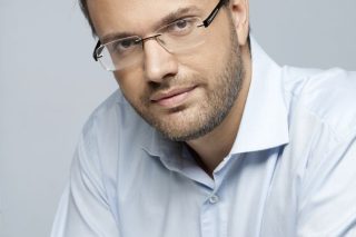 «Ο νέος φορέας δεν μπορεί να λειτουργεί αρχηγοκεντρικά»