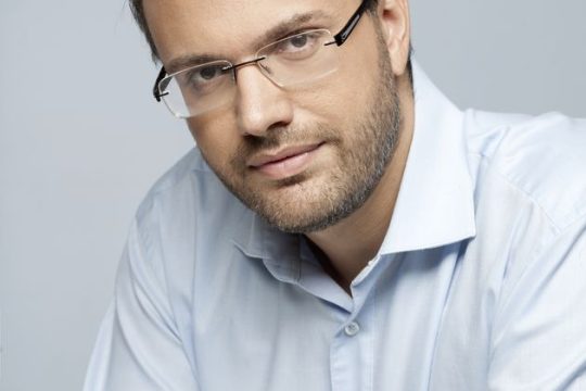 «Ο νέος φορέας δεν μπορεί να λειτουργεί αρχηγοκεντρικά»