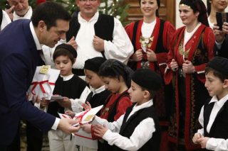 «Σταθεροί απέναντι στην αποσταθεροποίηση»