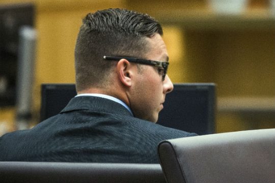 Αθώος Αμερικανός αστυνομικός για τη δολοφονία 26χρονου