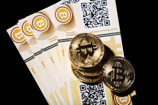 Συζητούν κανονιστικό πλαίσιο για το bitcoin
